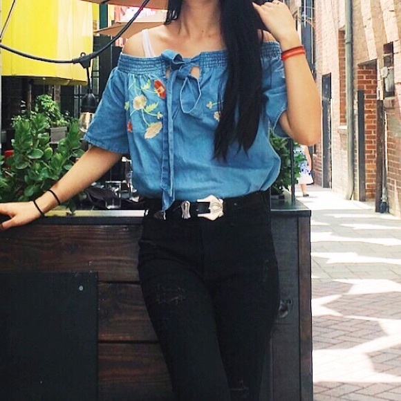 Charlotte Russe Off-the-shoulder Denim Blouse - Picture 5 of 5